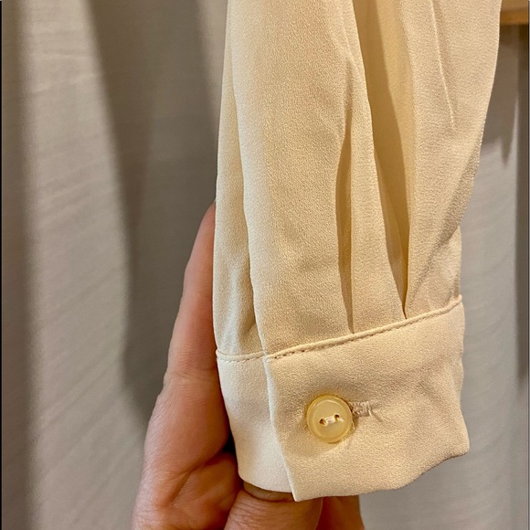 Wrap blouse - Picture 5 of 6